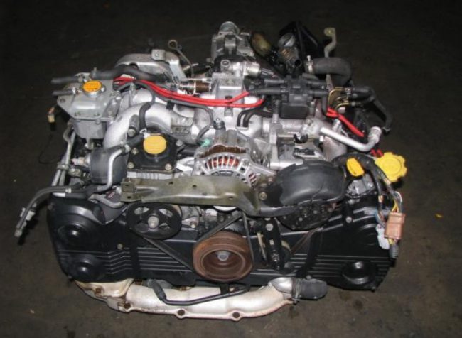 Двигатель EJ205