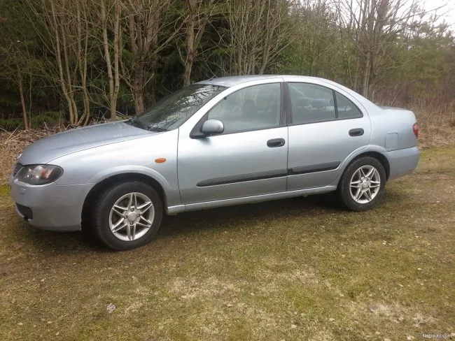 Nissan Almera