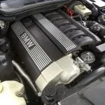 Двигатель BMW M52B20