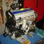 Двигатель Opel C20LET