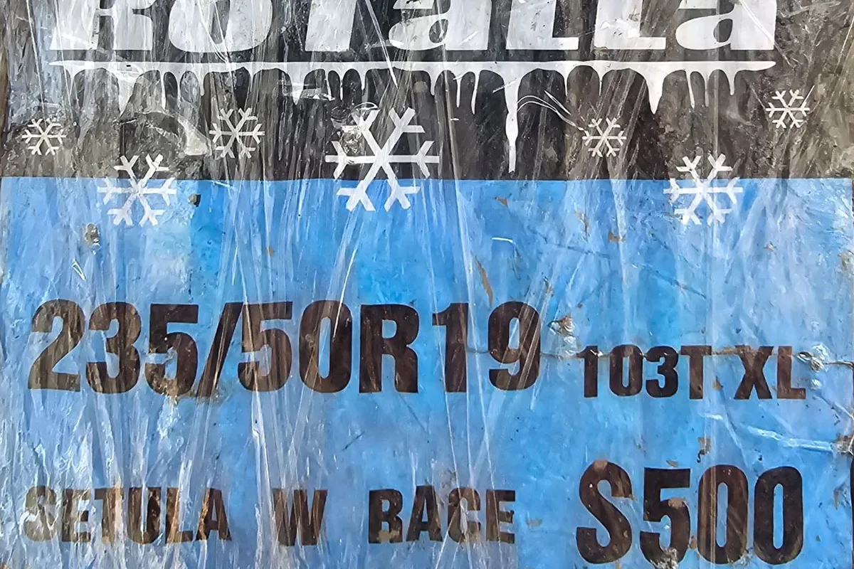 Этикетка зимней шины Rotalla Setula W Race 235/50 R19, подарок дилера