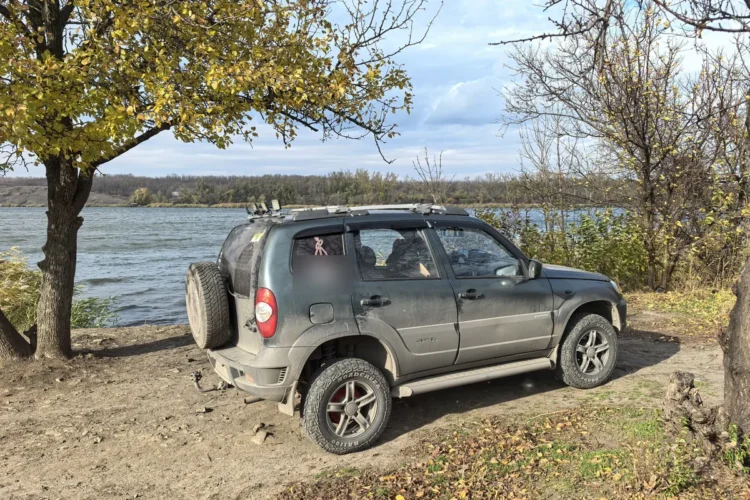 Шевроле Нива на шинах 215/75 R15