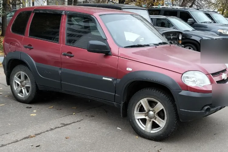 Шевроле Нива на шинах 185/75 R16