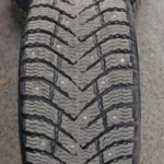 Зимняя резина на Geely Coolray: 215/55 R18 или дешевле 225/55, шипы Nordman 7 и Cordiant без потерь за 5 сезонов, липучка Pirelli и Viatti