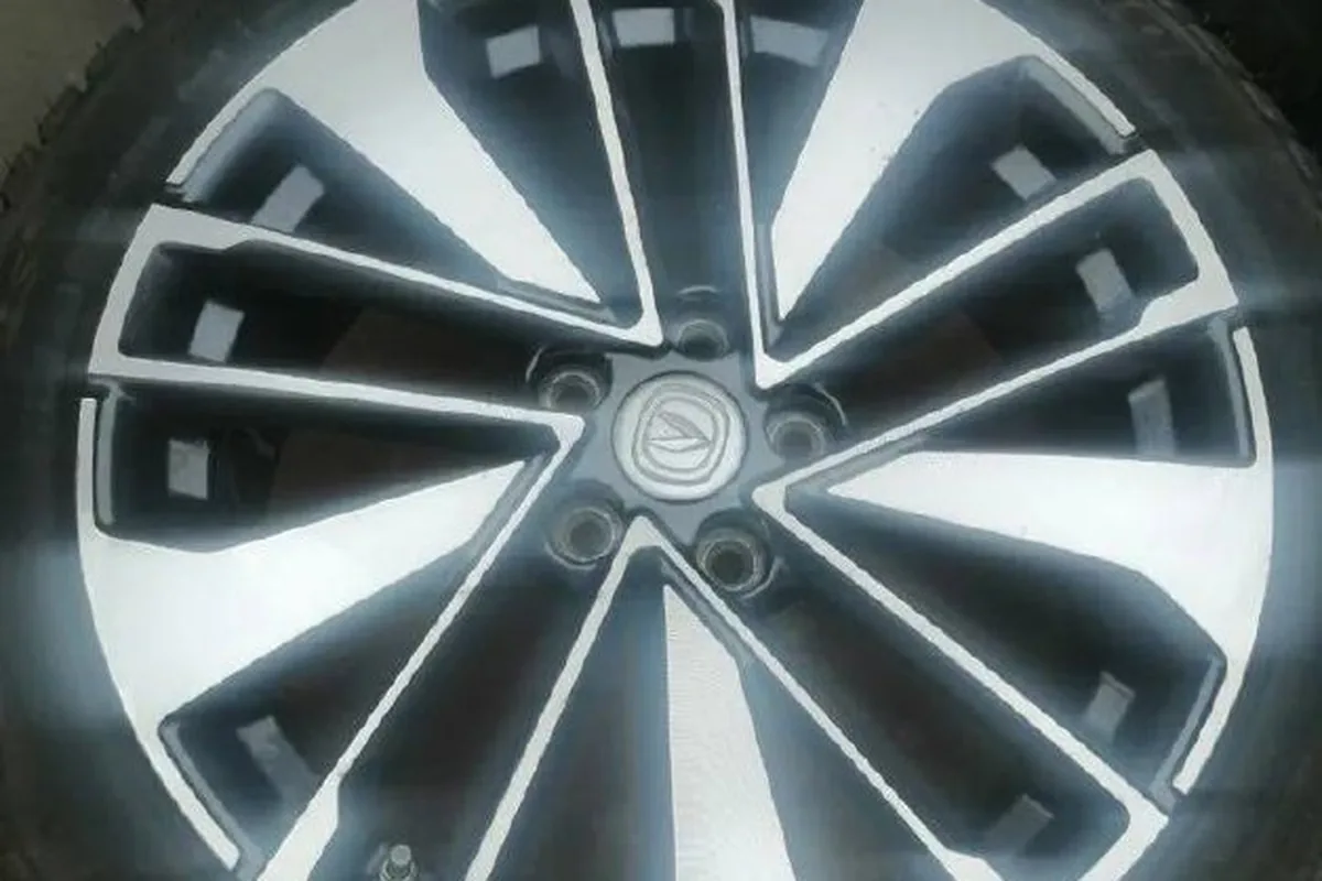 Оригинальные диски Changan CS35 Plus с зимней резиной