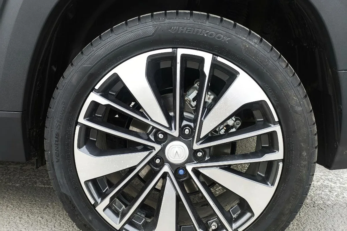 Зимнее колесо в арке Changan CS35 Plus