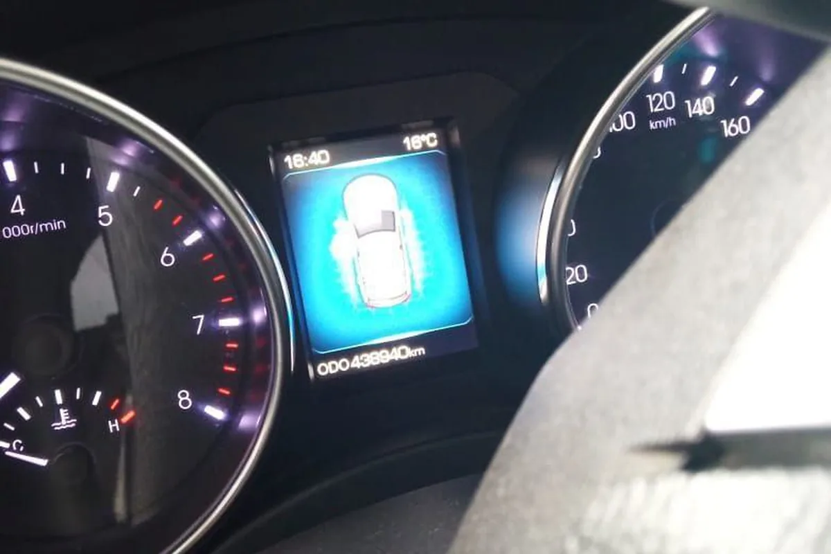 Индикатор давления масла на панели Changan CS35 Plus