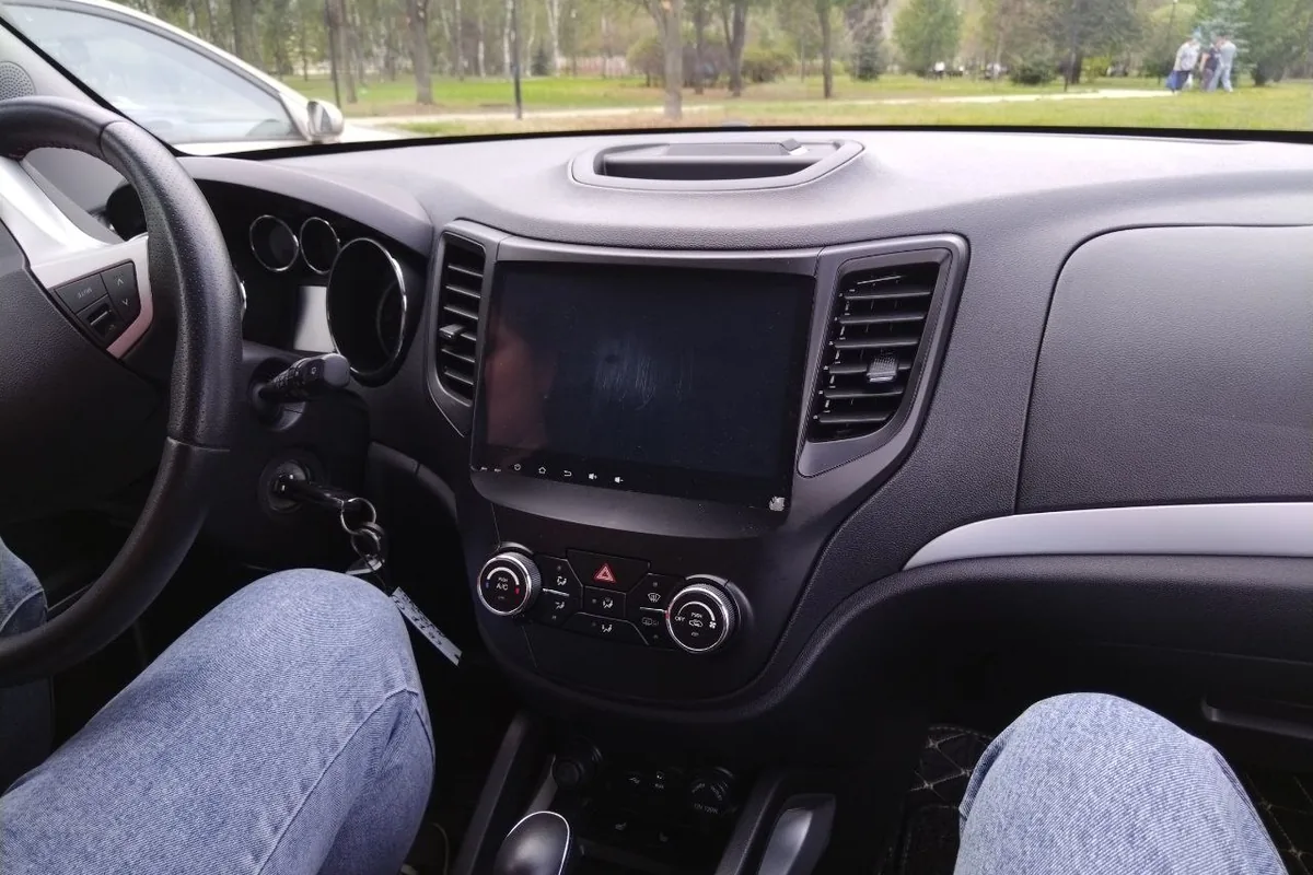 Салон и передняя панель Changan CS35 Plus