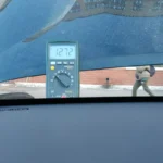 Аккумулятор Jetour Dashing: разряд за ночь, гарантия всего год и почему новая батарея не помогает