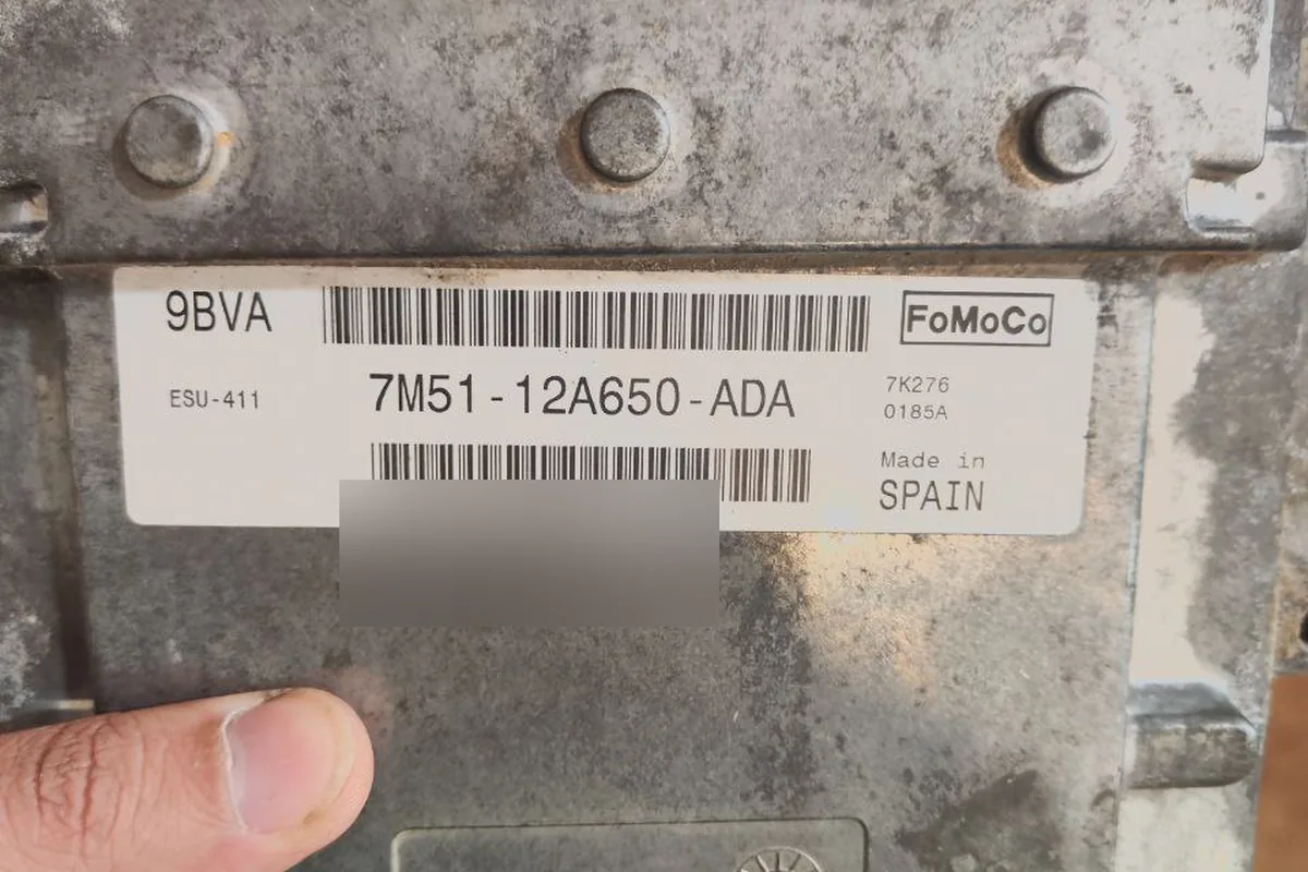 Блок управления двигателем Форд Фокус 2 Siemens 7M51-12A650-ADA
