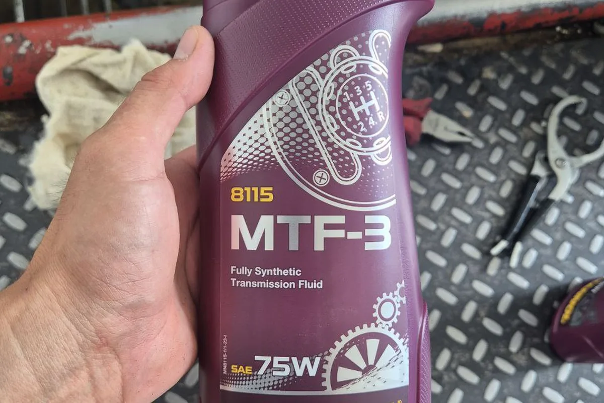 Mannol MTF-3 75W для робота Форд Фокус 3 2011 года