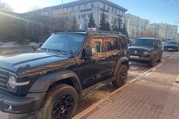 Колёса 275/60 R20 с проставками на стоковой подвеске Tank 300