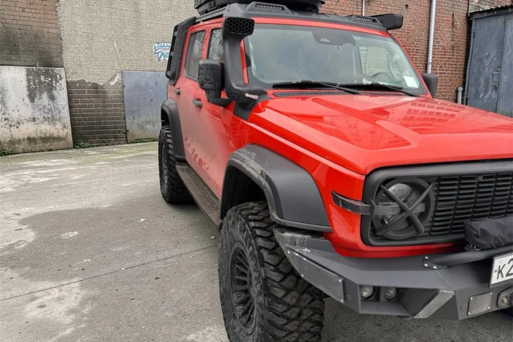 Шины Maxxis Razr M/T 35x12,5 R17 на дисках Icon 8,5x17 на Tank 300