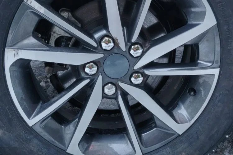 Диски R17 на Belgee X50