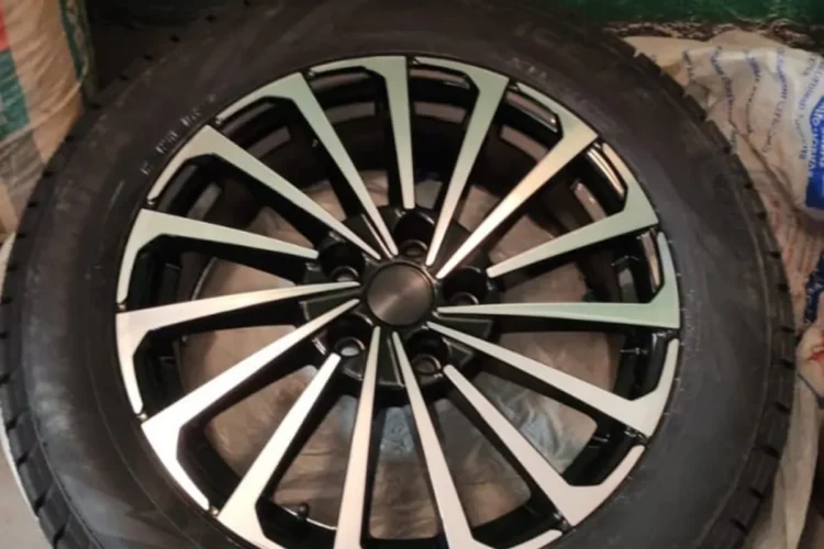 Диски R17 ET40 на Belgee X50