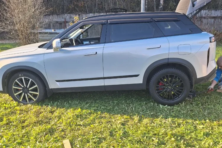 Диски от Chery Tiggo 8 Pro R18 на Jaecoo J7