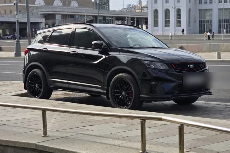Диски 18×8 ET43 на Belgee X50