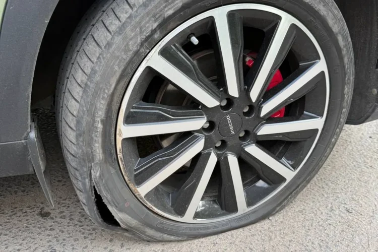 Штатный диск 19 дюймов Jaecoo J7 с шиной Cooper Evolution 235/50 R19