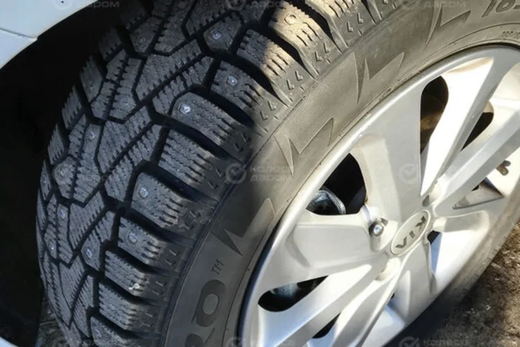 Зимнее шипованное колесо 235/55 R19 на Jetour Dashing