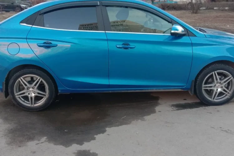 Диски Solaris R16 с шинами 195/55 на Changan Alsvin