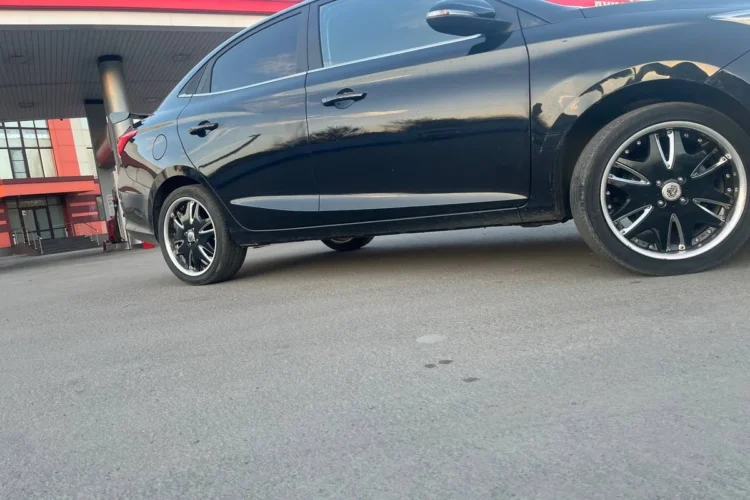 Changan Alsvin на дисках R17 с шинами 205/45