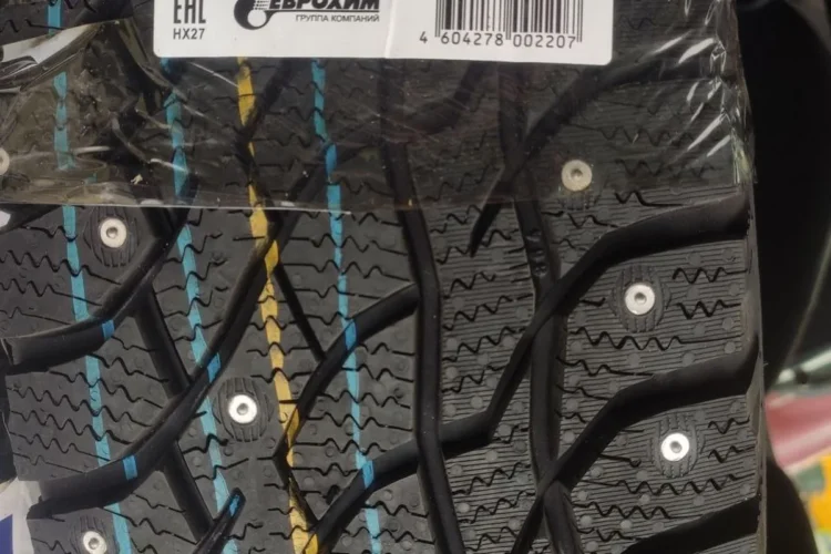 Этикетка шины Viatti Bosco Nordico 215/65 R16