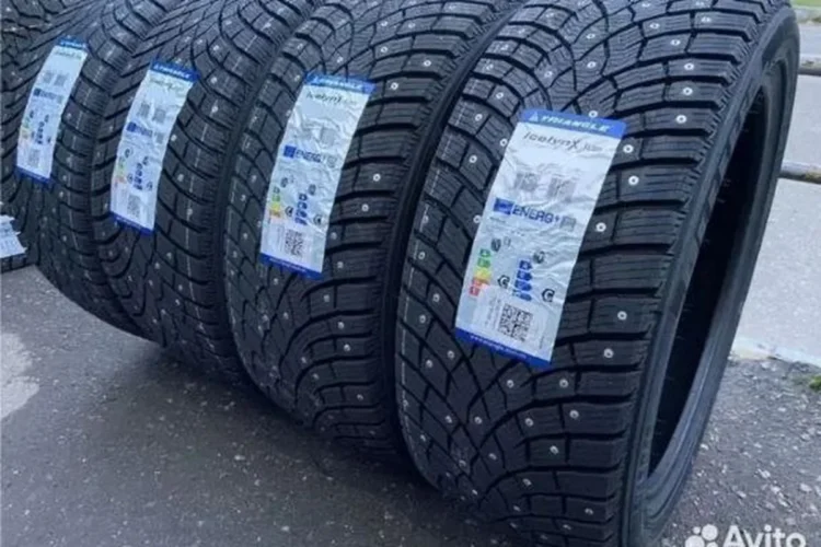 Комплект зимних шин 245/50 R20 в шинном центре