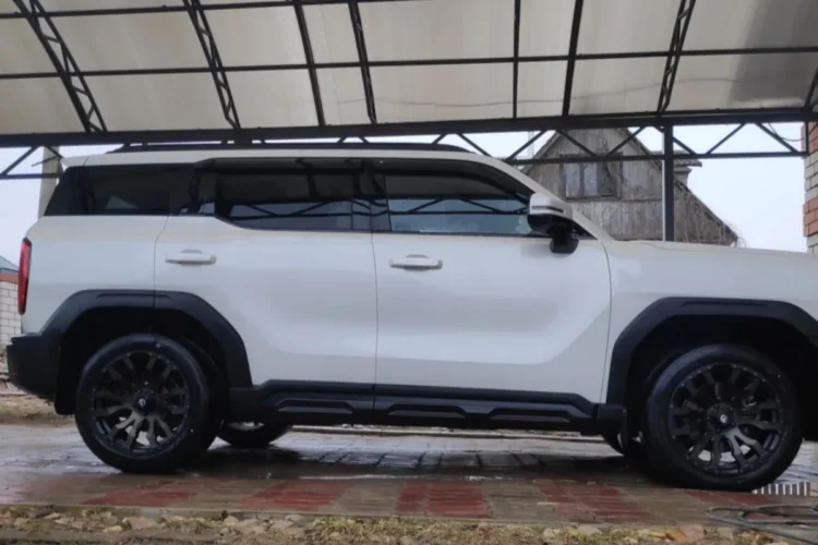 Колесо 245/50 R18 на диске 8,5J ET30 на Haval H3