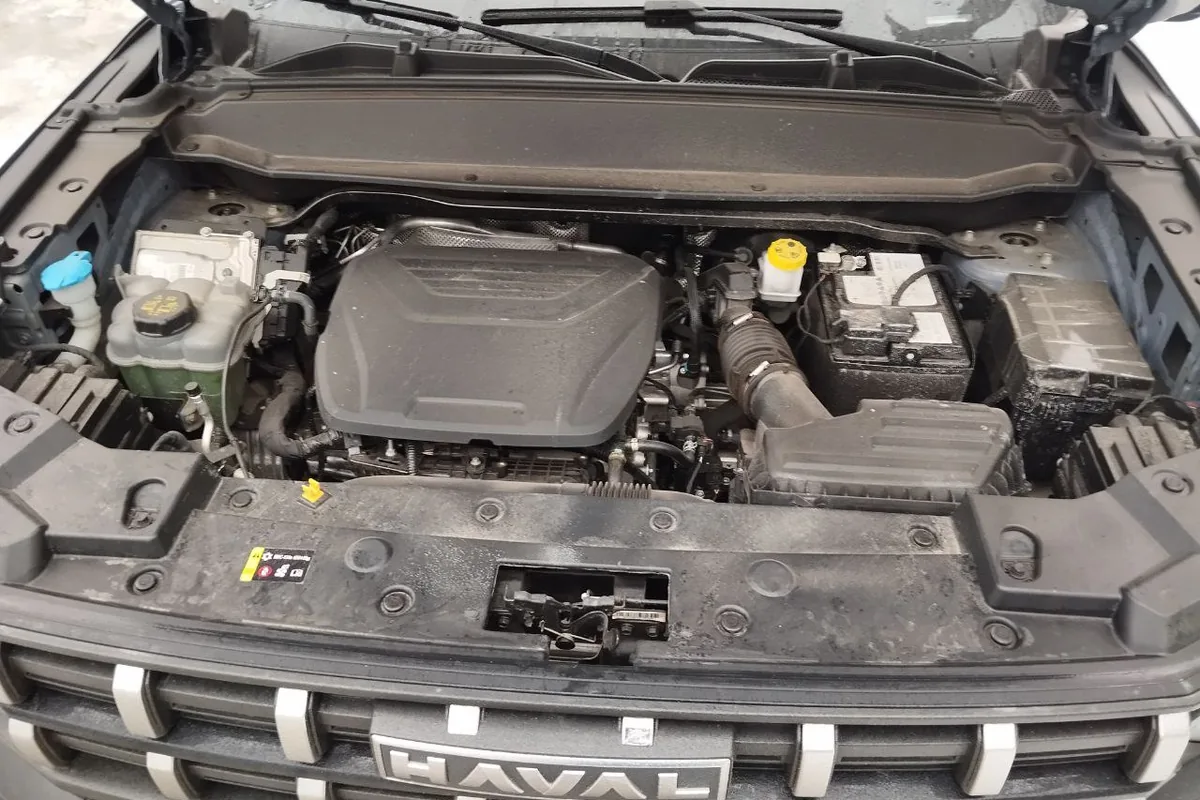 Подкапотное пространство Haval H3