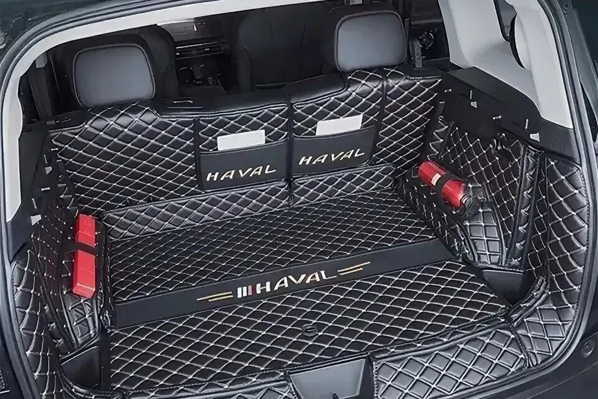 Комплект ковриков с бортами в багажнике Haval H3