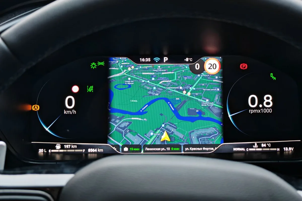 Карта навигации на приборной панели Haval H3