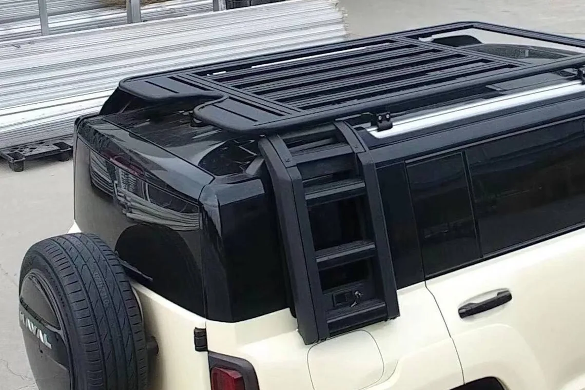 Haval H3 с экспедиционным багажником