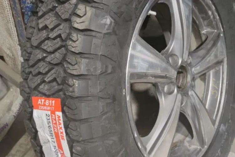 Шина 235/65 R17 на родном диске Haval H6