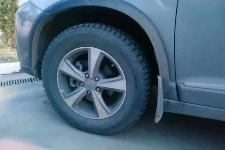 Колесо 235/65 R17 на штатном диске Haval H6