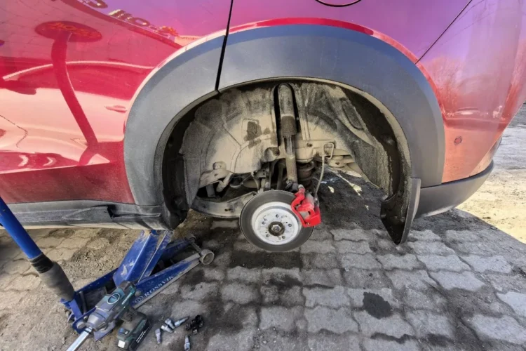 Разобранная задняя арка Haval H6