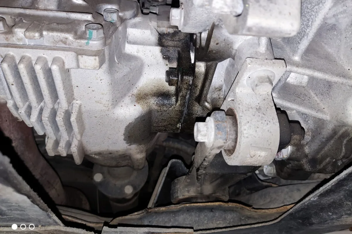 Днище Haval H6 снизу