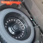 Запаска Haval H6: докатка T135/90 R17, ограничение 80 км/ч и что лежит в нише