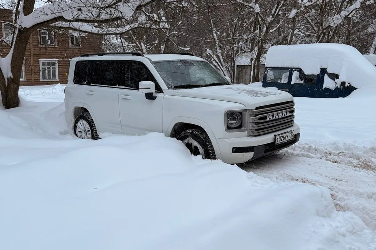 Haval H9 в глубоком снегу