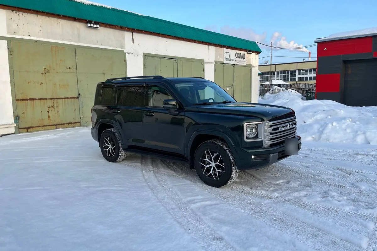 Haval H9 на зимних шипованных шинах Ikon Autograph Ice 9 265/60 R18 на снегу