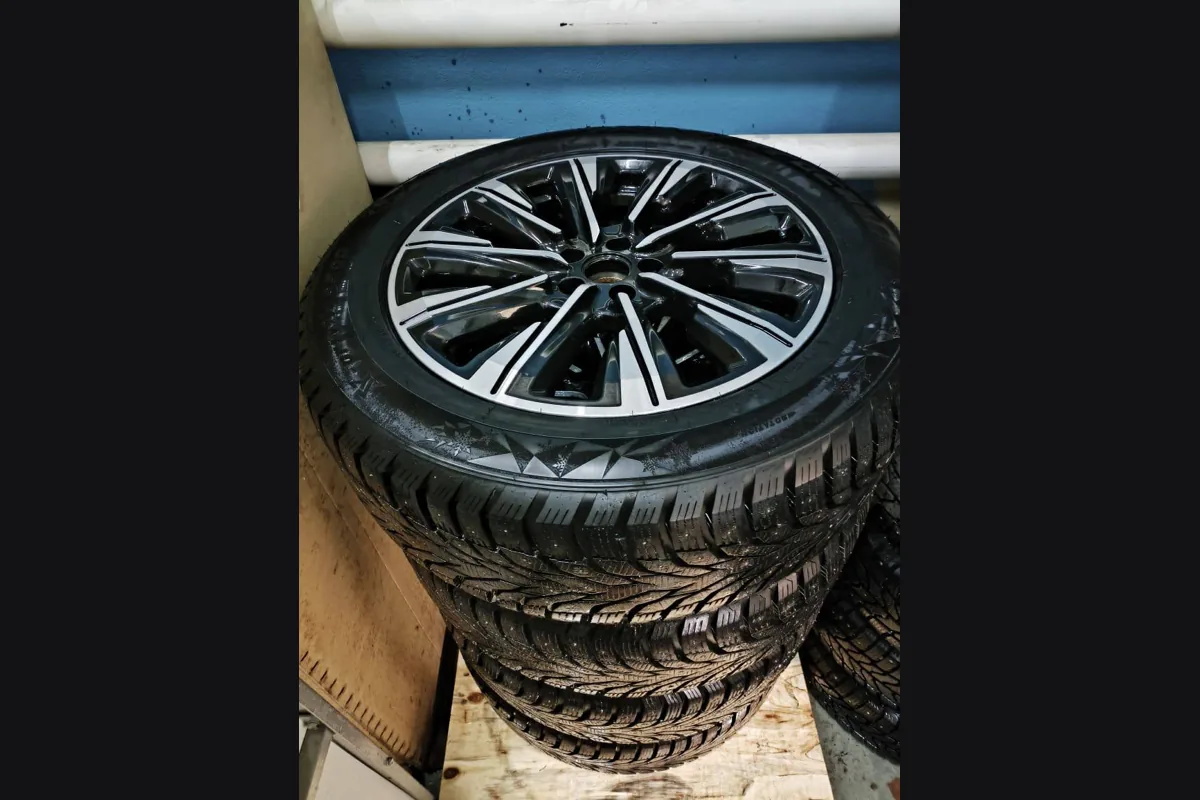 Зимний комплект Jaecoo J8 на шинах Tracmax 245/55 R19 после сезона