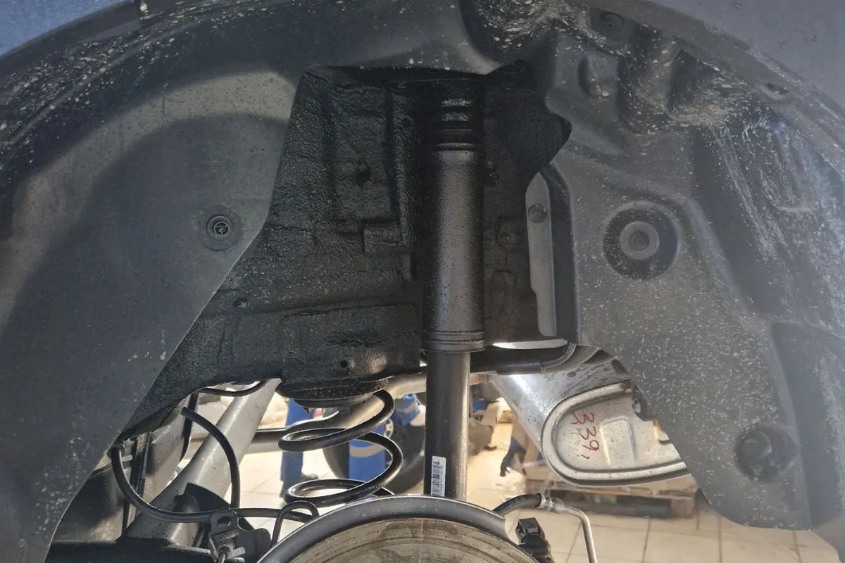 Передняя подвеска Haval Jolion снизу