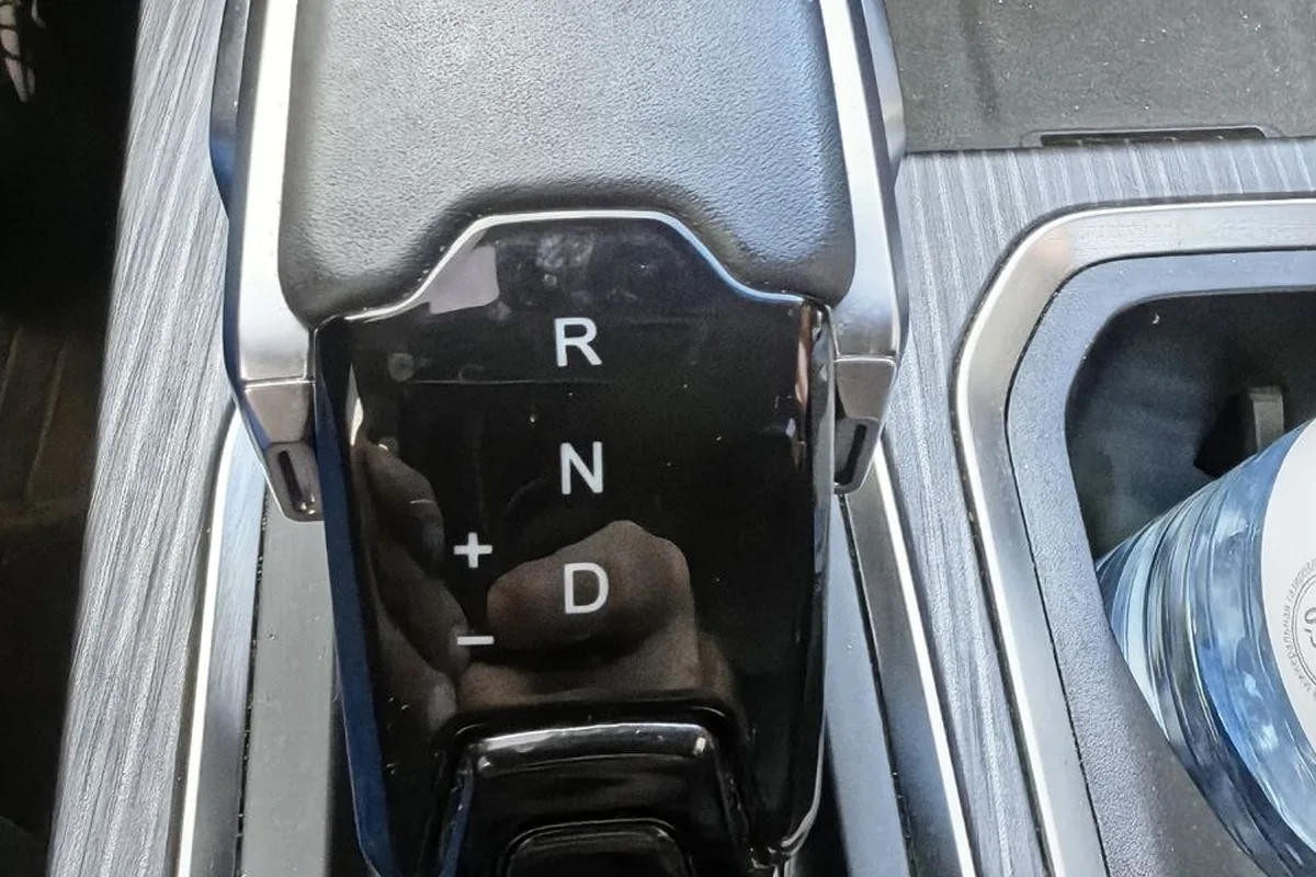 Селектор коробки передач Omoda C5