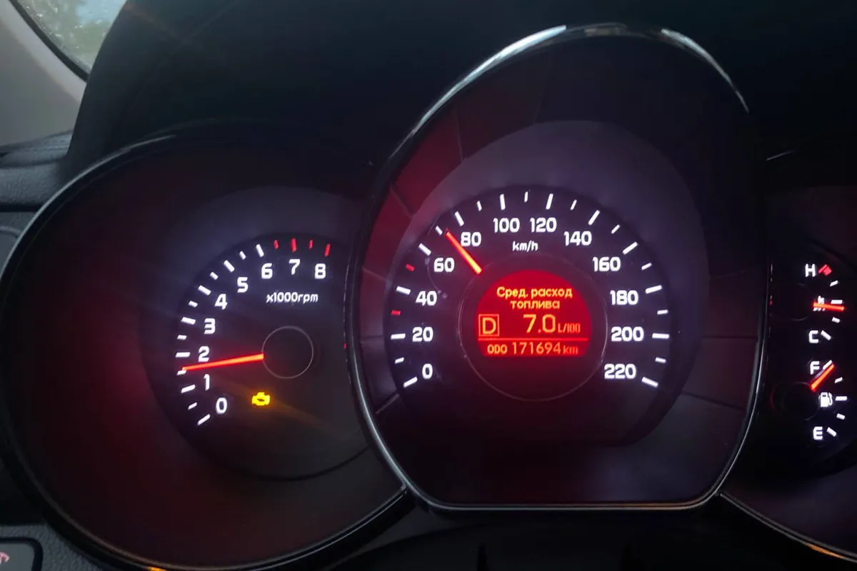 Горящий Check Engine на приборке Kia Rio 3 после заправки