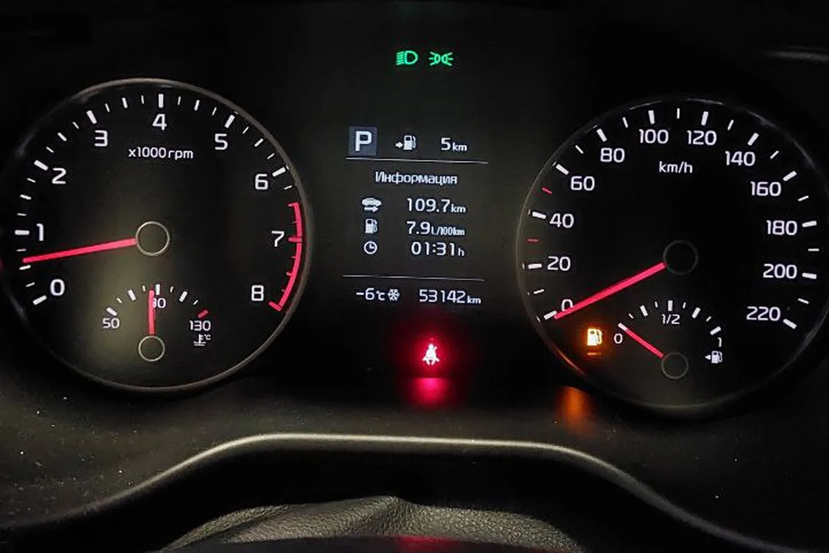 Приборка Kia Rio 4 с поездкой 110 км и расходом 7,9 л