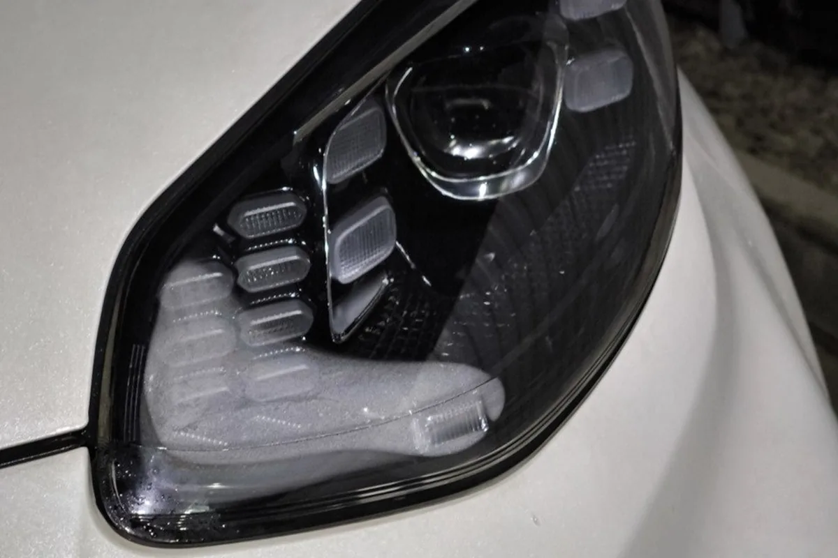 Конденсат в светодиодной фаре Kia Sportage 4