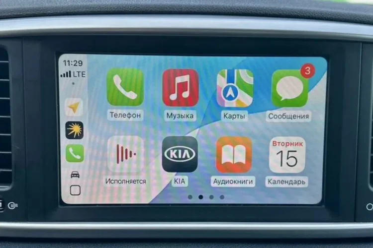 Штатная магнитола рестайлингового Kia Sportage 4 с экраном CarPlay