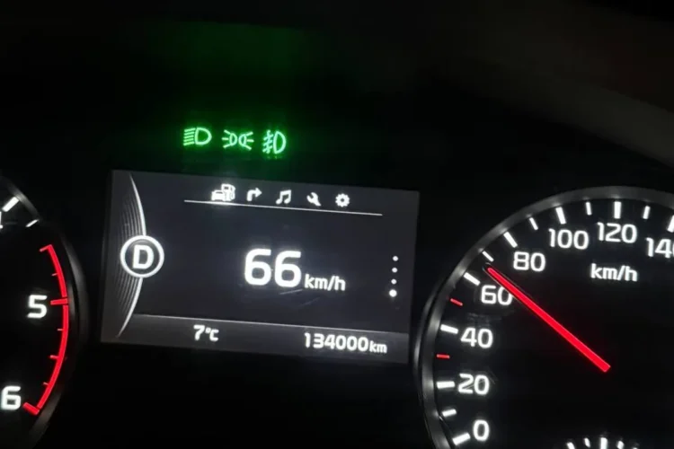 Приборка Kia Sportage 4 ночью с пробегом 134000 км