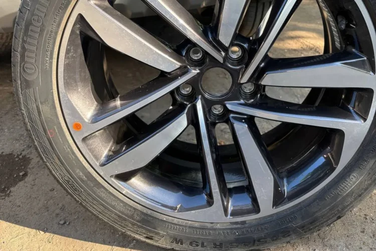 Полноразмерное запасное колесо 245/45 R19 от Kia Sportage 4