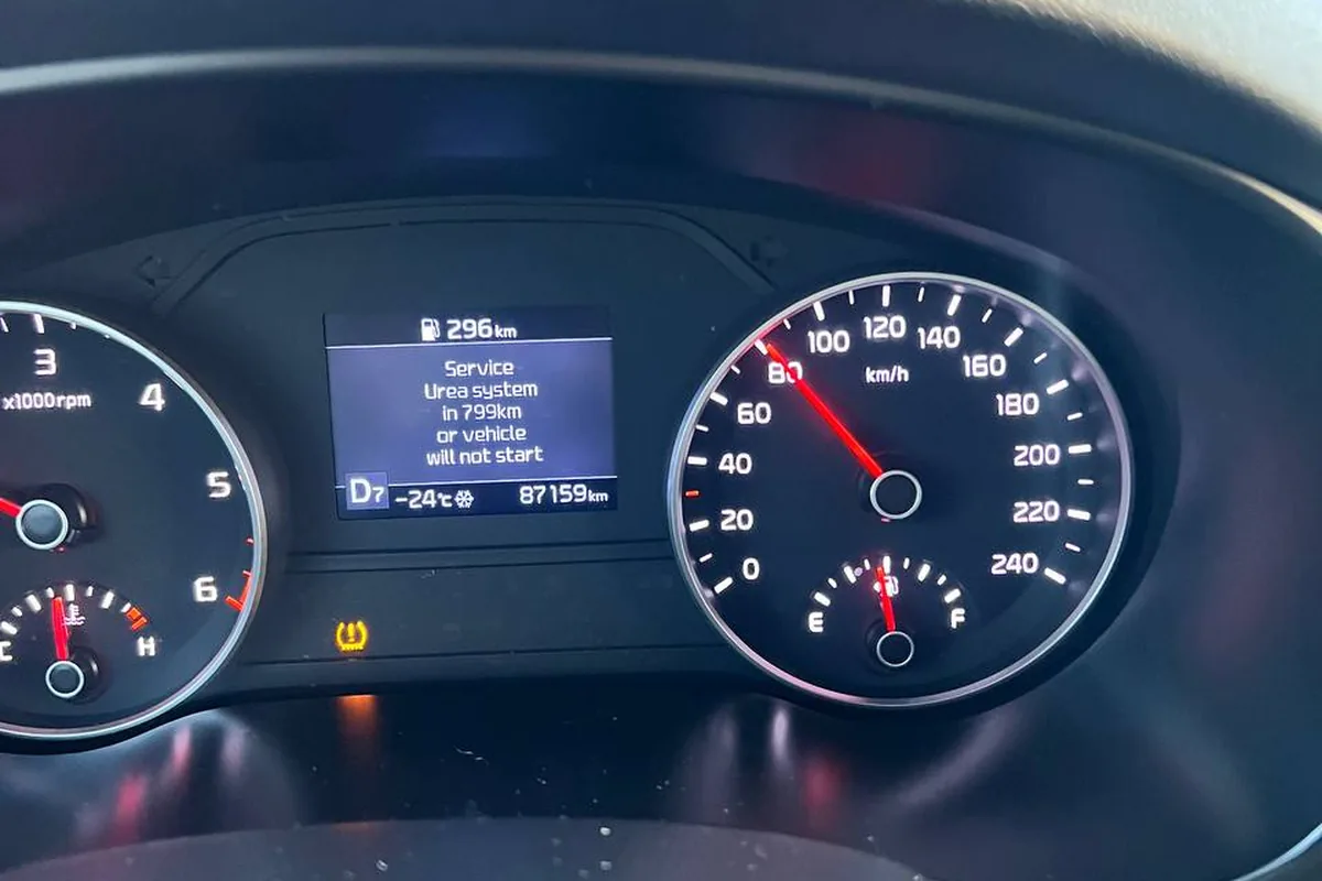 Сообщение Service Urea system на приборке Kia Sportage 4
