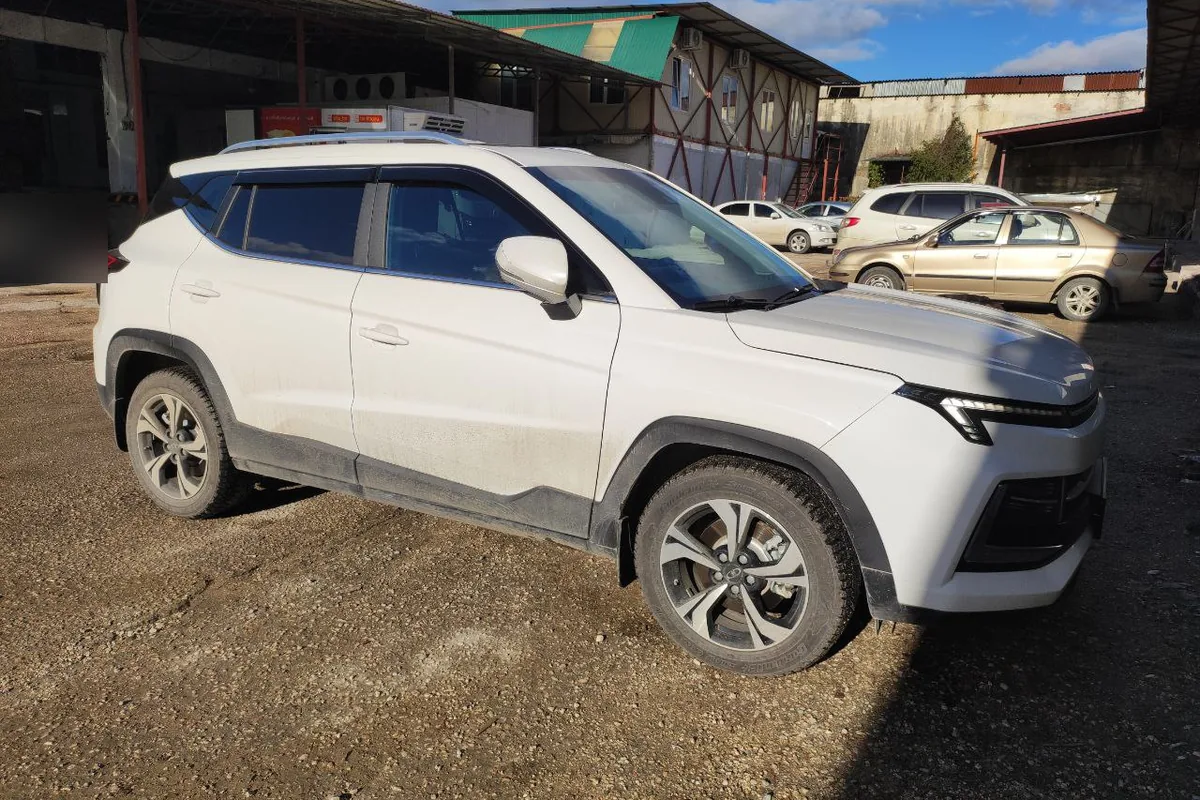 Москвич 3 на шипованных шинах Cordiant 215/60 R17
